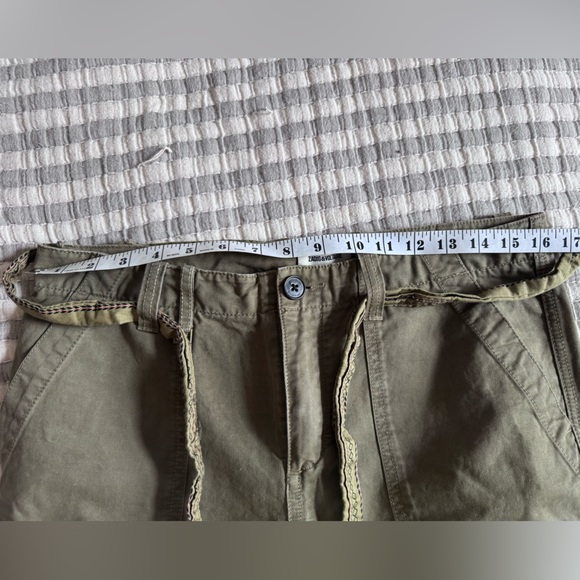 Zadig & Voltaire khaki’s with elasticized ankles for a cute, now vibe EUC size M - Picture 7 of 7